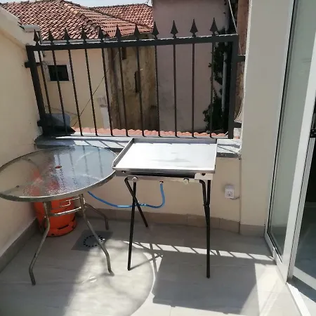 Ana * Sveti Filip i Jakov