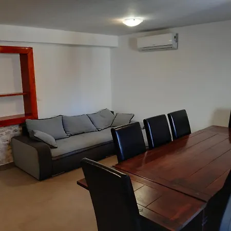 Ana Sveti Filip i Jakov