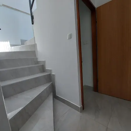 Apartment Ana