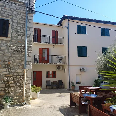 Ana Apartmán Sveti Filip i Jakov