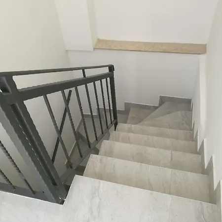 Ana Apartment *