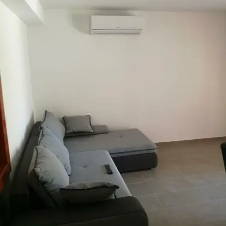 Apartment Ana