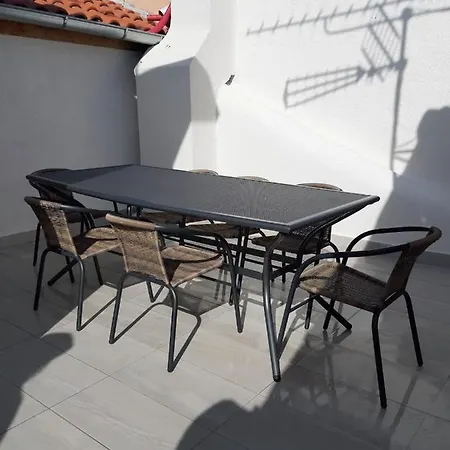 Apartment Ana