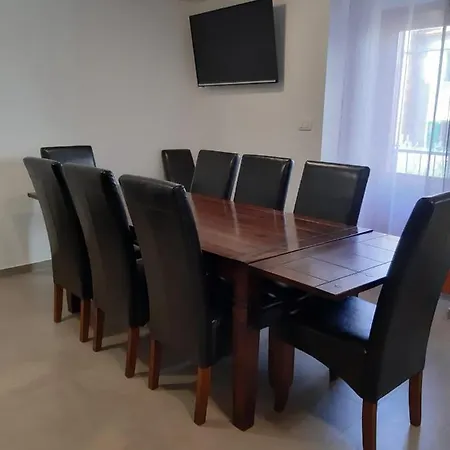 Apartment Ana *