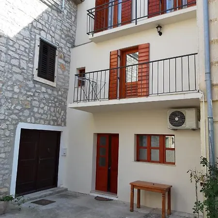 Apartment Ana