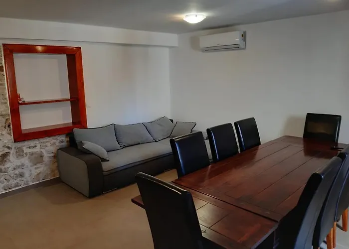 Ana Sveti Filip i Jakov